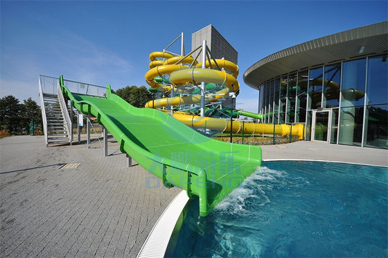 2,5 metros de la familia de la diapositiva de la fibra de vidrio de diapositiva ancha de la piscina para los niños y los adultos