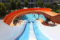 El arco iris que competía con el CE combinado curvado RoHS del tobogán acuático de la piscina aprobó
