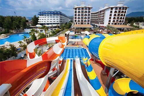 Últimas noticias de la empresa sobre La temporada alta de turistas se acerca, ¿cómo mantener su tobogán acuático?