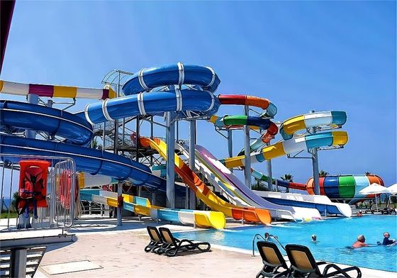 Un buen precio. OEM Parque acuático tobogán Parque de atracciones atracciones instalaciones de juego Parque de juegos de natación Piscina de juegos niño tobogán acuático en línea