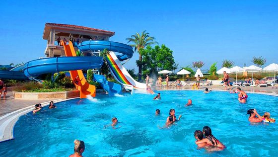 Un buen precio. Parque acuático para niños Juegos acuáticos Piscina Fibra de vidrio Slide Set para niños en línea