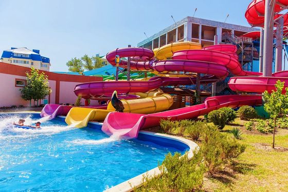 Un buen precio. Equipo de parque acuático comercial pequeño tobogán acuático para niños en línea