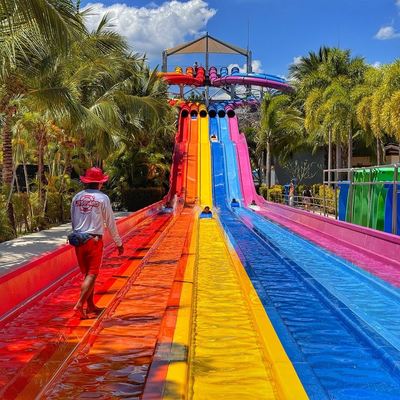 Un buen precio. Commercial Water Park Slide with 6-10mm Thickness Fiberglass for 5-10 Passengers and 100-500kg Capacity en línea