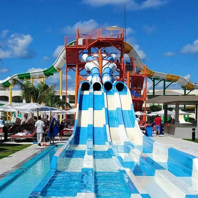 Un buen precio. Outdoor Fiberglass Water Park Slide with 6-8mm Thickness Customized Size and Over 10 Years Service Life en línea