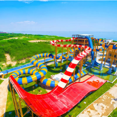 Un buen precio. Commercial Fiberglass Shaped Skyward Spiral Tornado Small And Large Water Slide The Best Way To Attract More Customers To Your Water Park en línea