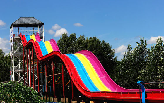Toboganes acuáticos grandes modificados para requisitos particulares de la fibra de vidrio de Mat Racer Water Slide FRP para los adultos