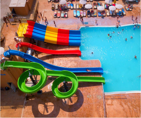 Conveniente combinado de la diapositiva de la piscina de la fibra de vidrio para el parque del agua, hotel, centro turístico