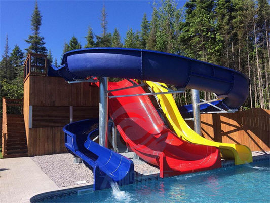 Altura de Aqua Park Equipment los 4.5m de la fibra de vidrio del tobogán acuático de la piscina del hotel