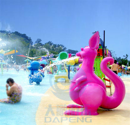 Un buen precio. Los niños de la zona de la familia del parque temático del agua rocían el jet púrpura del canguro de los juegos del parque en línea