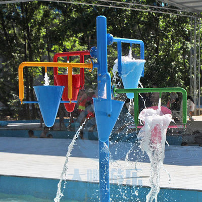 Parque comercial 5 del agua en los cubos de 1 agua de colada de la fibra de vidrio para la zona de chapoteo