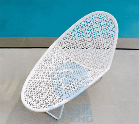 Un buen precio. Cama blanca de la rota de la piscina de los accesorios del ocio no inflable del balcón en línea