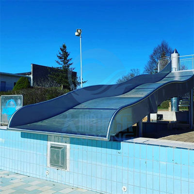 Un buen precio. Oxidación anti de acero inoxidable de la altura del tobogán acuático los 2.0m de la piscina para la familia en línea