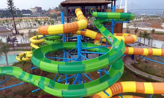 OEM Parque acuático comercial al aire libre Parque de diversiones para niños Paseo con tobogán de fibra de vidrio