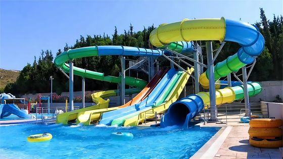 ODM Agua al aire libre Atraer Parque Accesorios de la piscina Fibra de vidrio tobogán para adultos