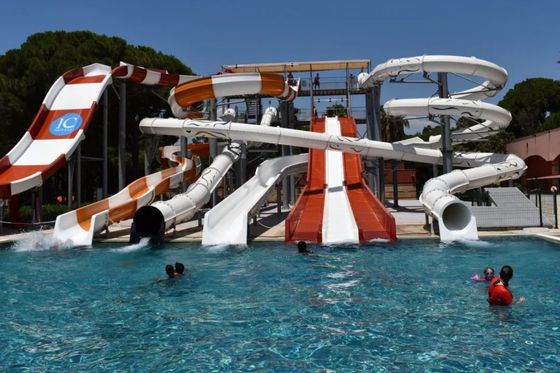 1 Personas patio trasero piscina de fibra de vidrio tobogán acuático 7m ancho