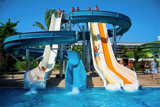 ODM Equipo de juego acuático al aire libre Piscina de baño Deslizamiento en el suelo