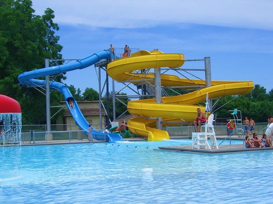 OEM Parque de diversiones al aire libre Niños Juegos acuáticos Accesorios Fibra de vidrio tobogán
