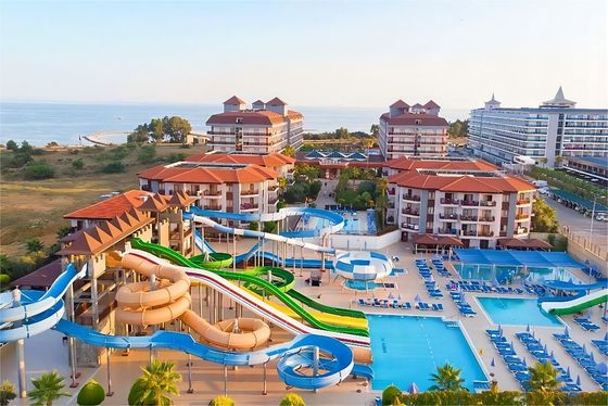 Parque acuático Adultos Jardín de juegos Niños Paseos Piscina tobogán