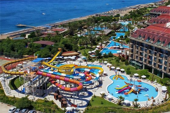 China Comerciante piscina al aire libre paseos de la fibra de vidrio Slide