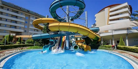 Parque acuático al aire libre Equipo de tubos de fibra de vidrio de la piscina toboganes de agua