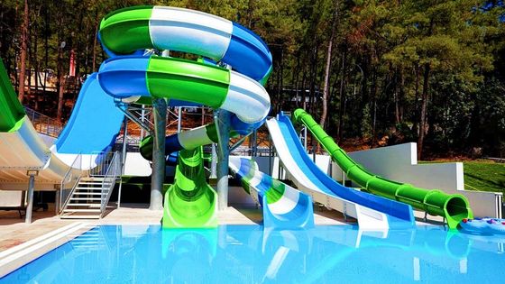 Parque acuático de diversiones Adultos Juegos acuáticos Slide de fibra de vidrio personalizado para piscina