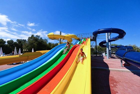 ODM Parque acuático Dapeng Niños Piscina Equipo de juegos Fibra de vidrio tobogán