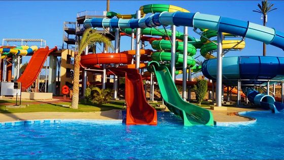 Parque acuático de diversiones Equipo de juegos grande tobogán de fibra de vidrio de carnaval