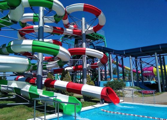 Un buen precio. ODM Guangdong Dapeng Amusement Technology Co Ltd Parque Juegos de piscina Paseo de niños Parque de juegos Fibra de vidrio tobogán acuático en línea