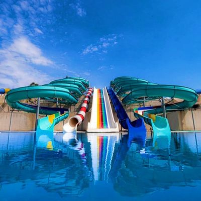 Piscina comercial juguete acuático adultos juegos infantiles al aire libre tobogán de fibra de vidrio