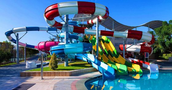 Accesorios de piscina al aire libre Niños Pequeño patio de juegos para niños Juego de juego Slides acuáticos