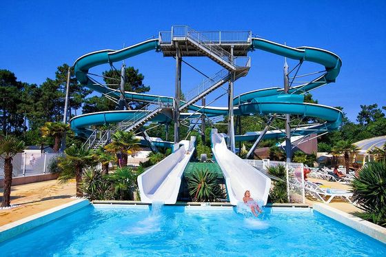 Parque acuático para niños juegos de diversión Equipo de deportes acuáticos tobogán de fibra de vidrio