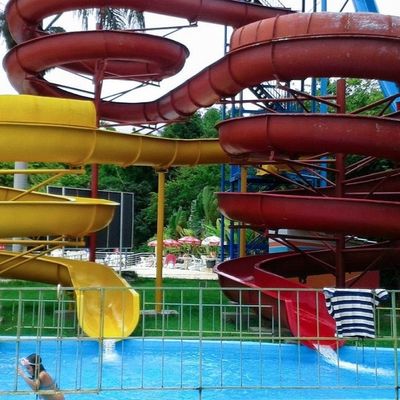Un buen precio. Niños Jardín de Interiores Juegos acuáticos Máquina de Entretenimiento Niños Fibra de vidrio tobogán acuático en línea
