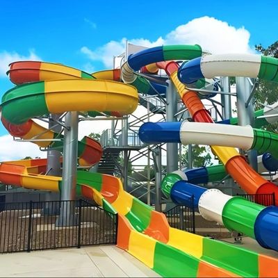 Piscinas pequeñas al aire libre tobogán de fibra de vidrio para parque acuático