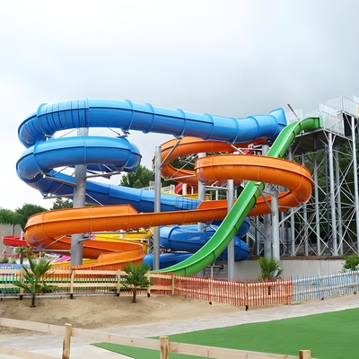 Un buen precio. Fibra de vidrio para el agua Slide de oscilación Parque acuático exterior Equipo de parque acuático emocionante para el comercio perfecto para piscinas Parques de la familia anti-ultravioleta en línea