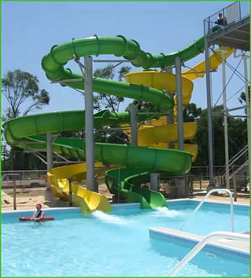 Un buen precio. 3D Design Pool Water Slide Customed Color Fiberglass Capacity Of 100KG Suitable For Adult And Child Water Games en línea