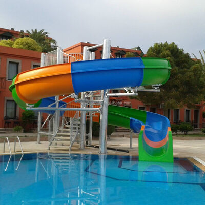 Un buen precio. Deslizamientos de parque acuático de 3 m de altura con capacidad para 20 personas por hora Perfecto para instalaciones de recreación acuática al aire libre en línea