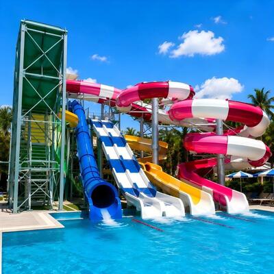 Fabricantes de toboganes acuáticos de fibra de vidrio para piscinas en colores personalizados para parques acuáticos